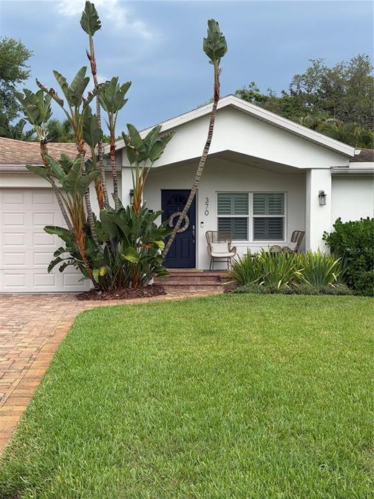 For Rent: $5,000 (4 beds, 2 baths, 2156 Square Feet)