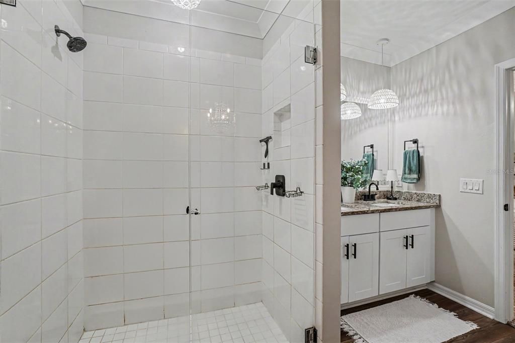 For Sale: $479,000 (4 beds, 2 baths, 1688 Square Feet)