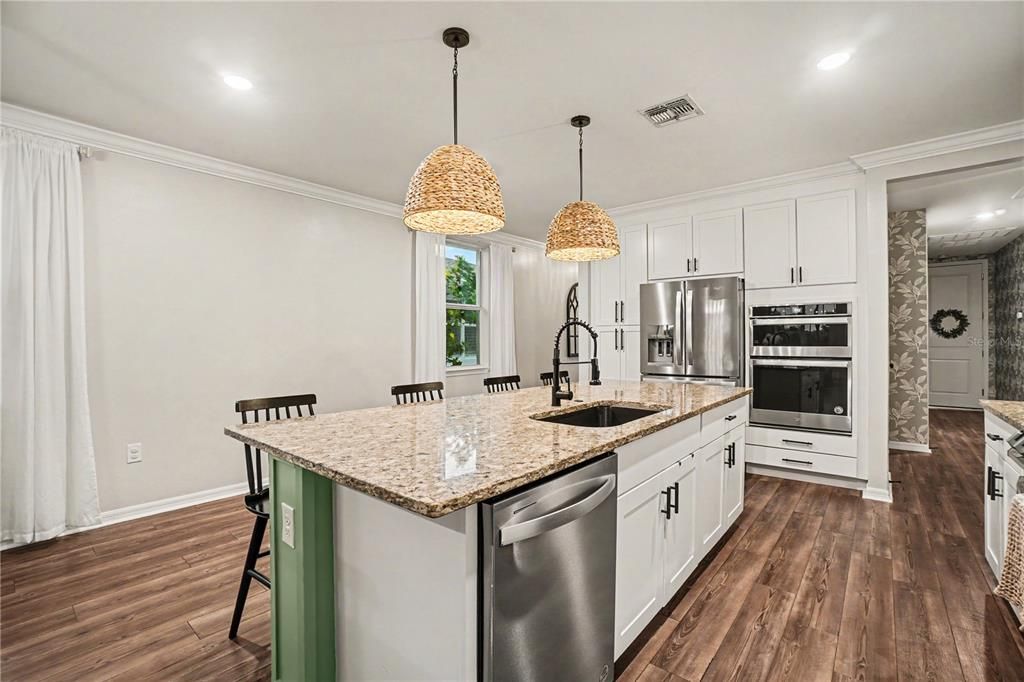 For Sale: $479,000 (4 beds, 2 baths, 1688 Square Feet)