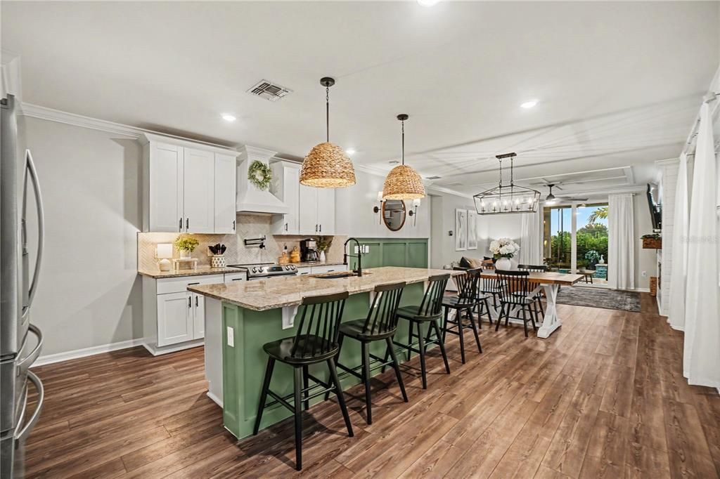 For Sale: $479,000 (4 beds, 2 baths, 1688 Square Feet)