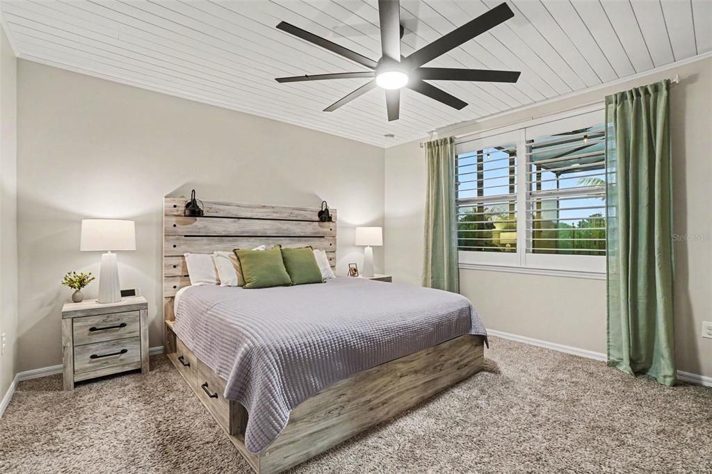 For Sale: $479,000 (4 beds, 2 baths, 1688 Square Feet)