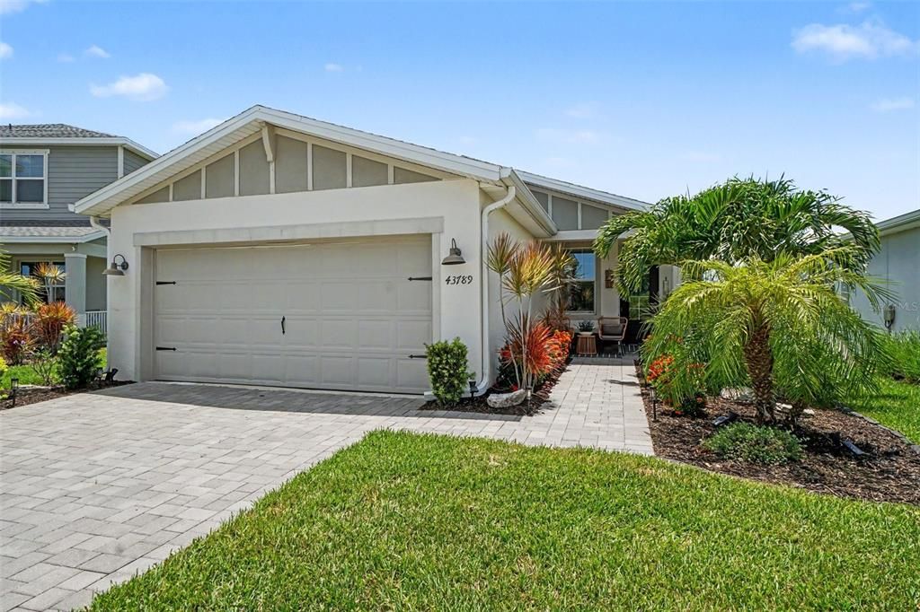 For Sale: $479,000 (4 beds, 2 baths, 1688 Square Feet)