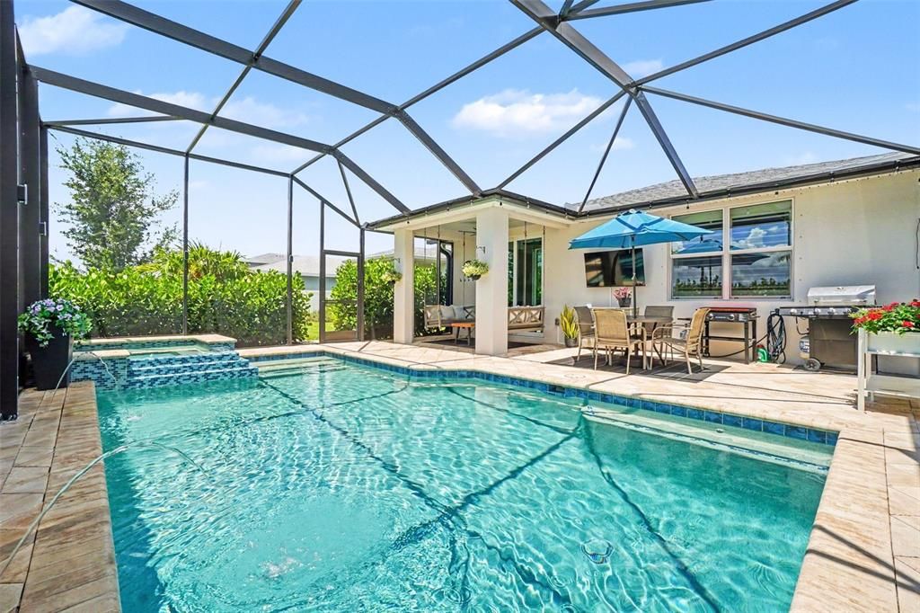For Sale: $479,000 (4 beds, 2 baths, 1688 Square Feet)