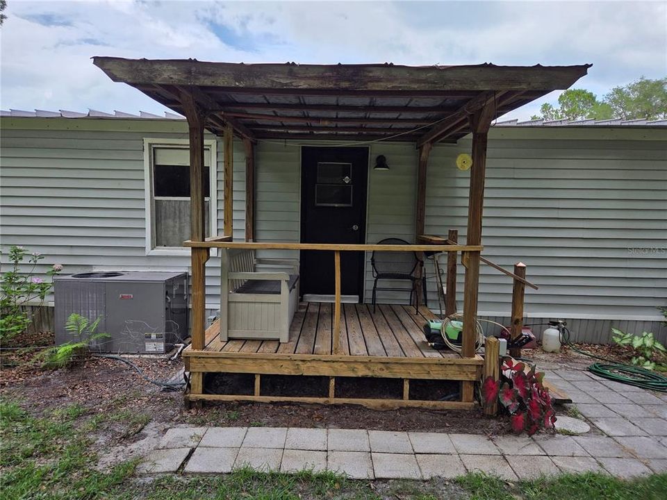 Activo con contrato: $220,000 (2 camas, 1 baños, 784 Pies cuadrados)