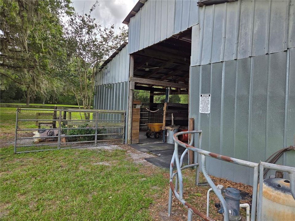 Activo con contrato: $220,000 (2 camas, 1 baños, 784 Pies cuadrados)