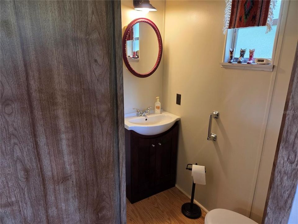 Activo con contrato: $220,000 (2 camas, 1 baños, 784 Pies cuadrados)