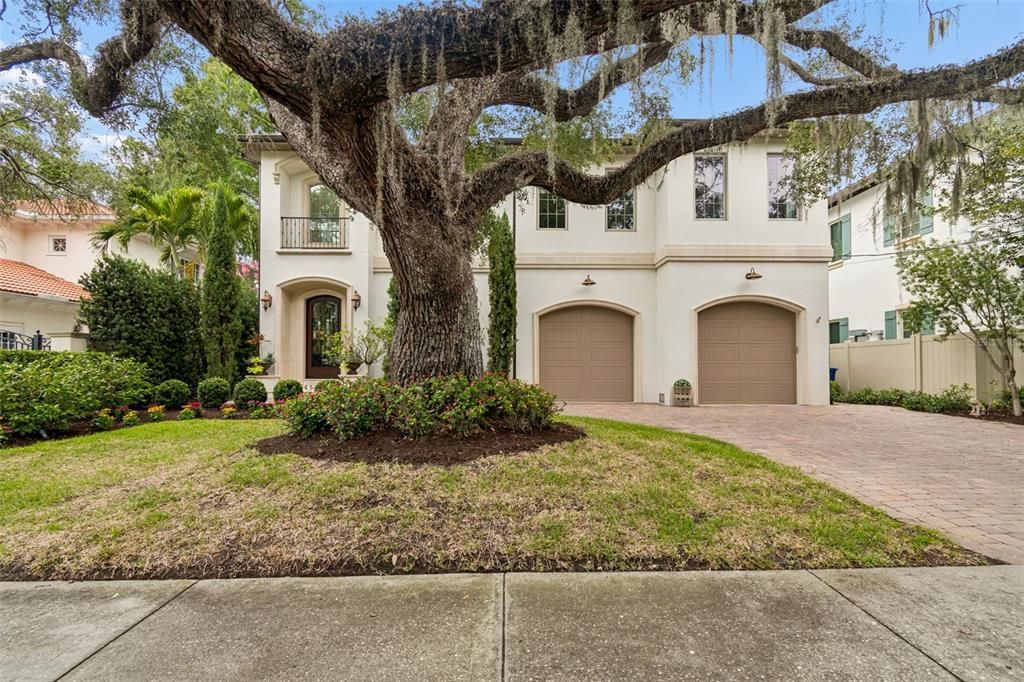For Sale: $2,795,000 (5 beds, 3 baths, 3817 Square Feet)