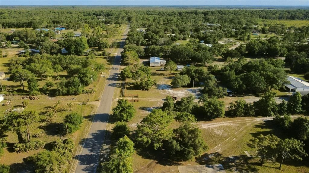 На продажу: $349,900 (4.87 acres)
