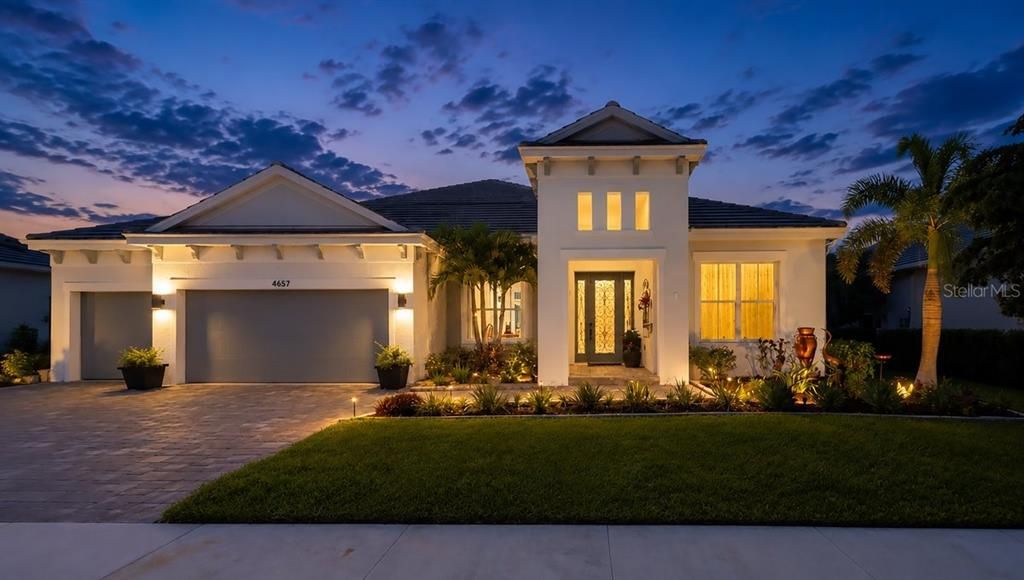 For Sale: $1,250,000 (4 beds, 3 baths, 3309 Square Feet)