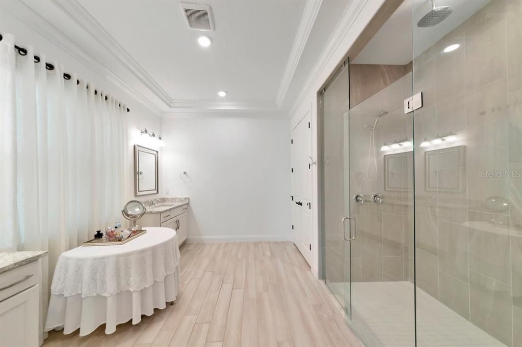 For Sale: $1,250,000 (4 beds, 3 baths, 3309 Square Feet)