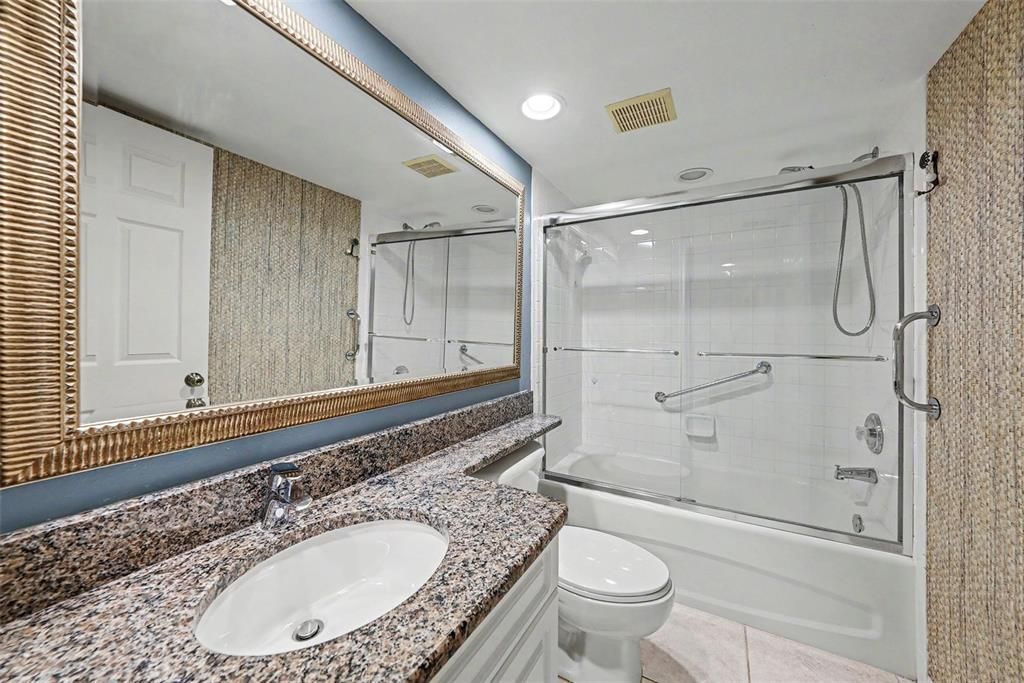 For Sale: $300,000 (3 beds, 2 baths, 1520 Square Feet)