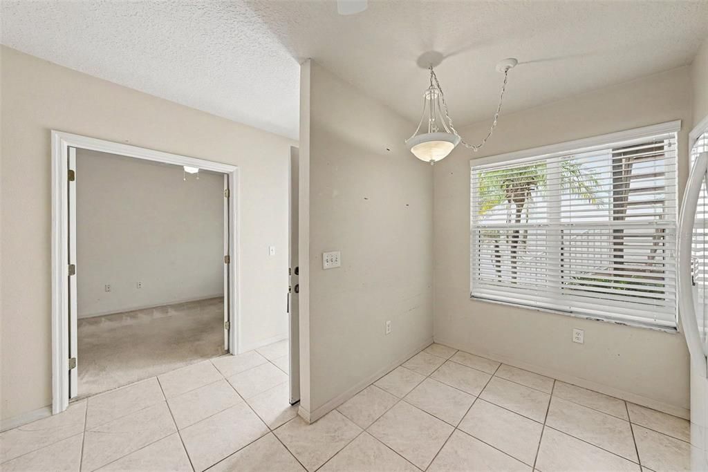 For Sale: $300,000 (3 beds, 2 baths, 1520 Square Feet)