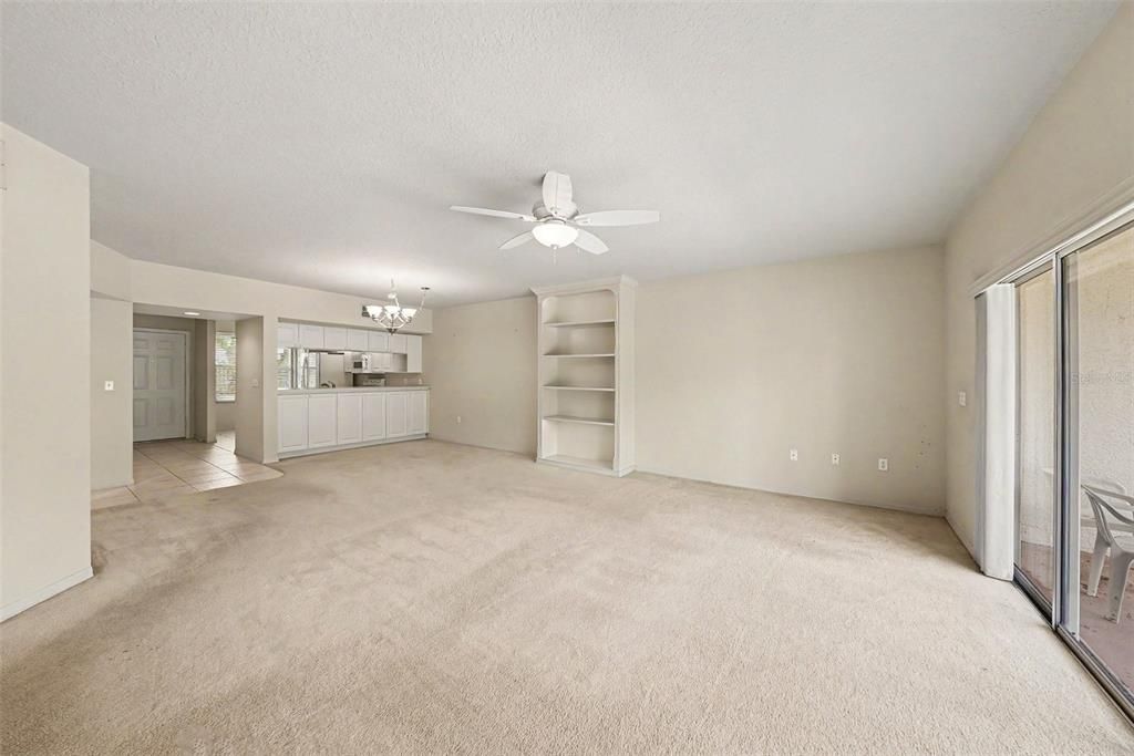 For Sale: $300,000 (3 beds, 2 baths, 1520 Square Feet)