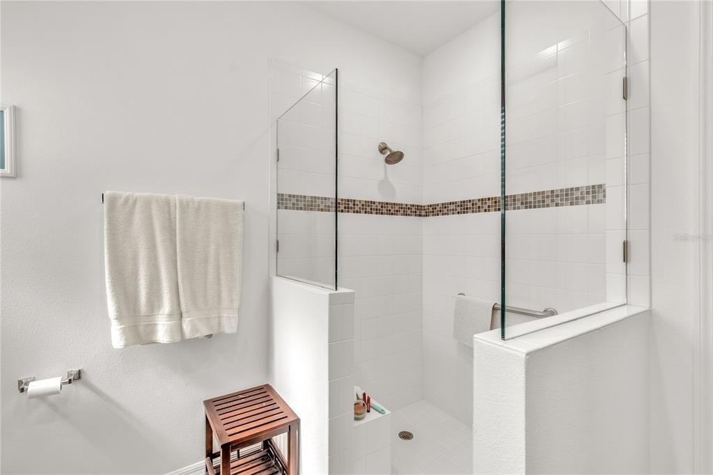 En Venta: $310,000 (3 camas, 2 baños, 1737 Pies cuadrados)