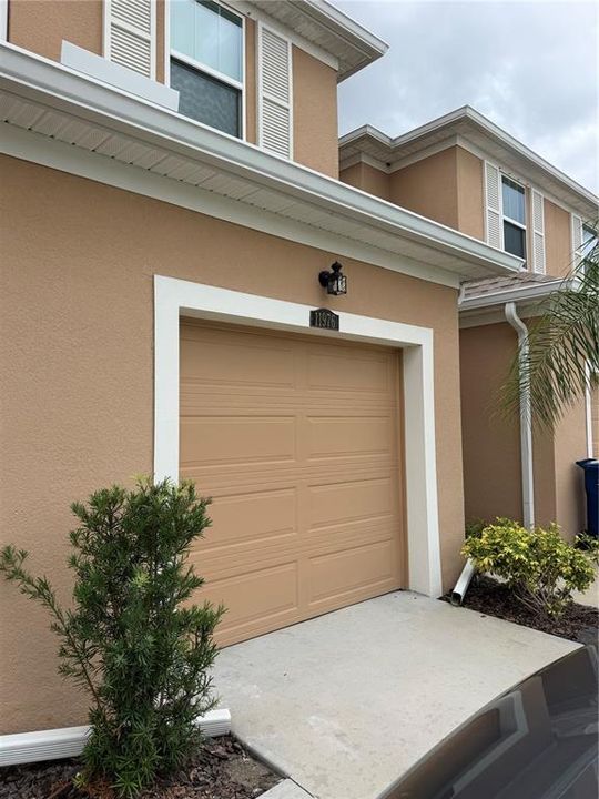 For Rent: $2,350 (3 beds, 2 baths, 1614 Square Feet)