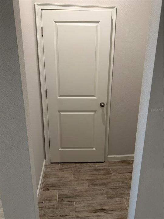 For Rent: $2,350 (3 beds, 2 baths, 1614 Square Feet)