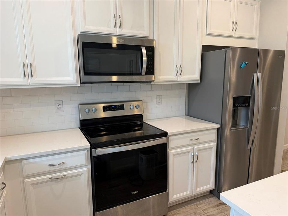 For Rent: $2,350 (3 beds, 2 baths, 1614 Square Feet)