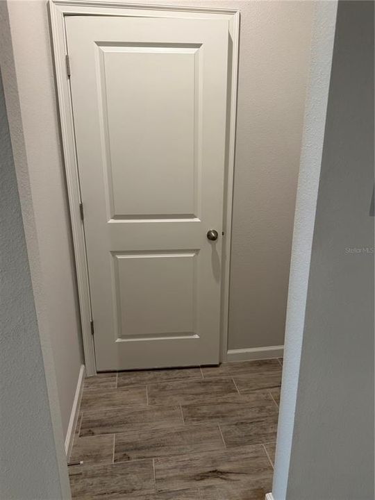 For Rent: $2,350 (3 beds, 2 baths, 1614 Square Feet)