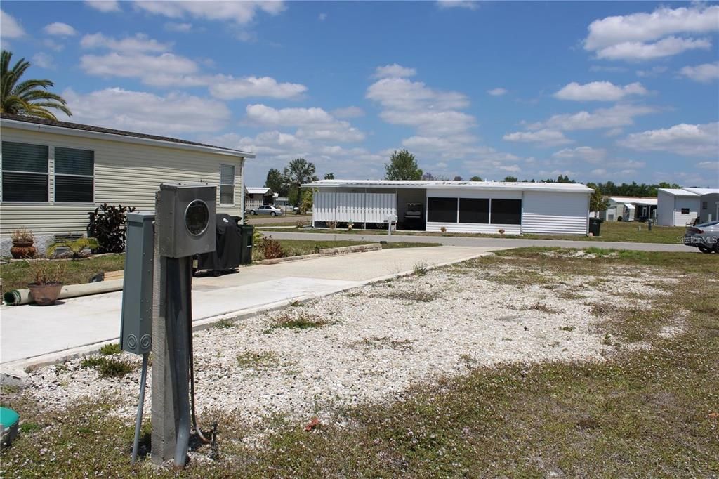 На продажу: $12,499 (0.10 acres)