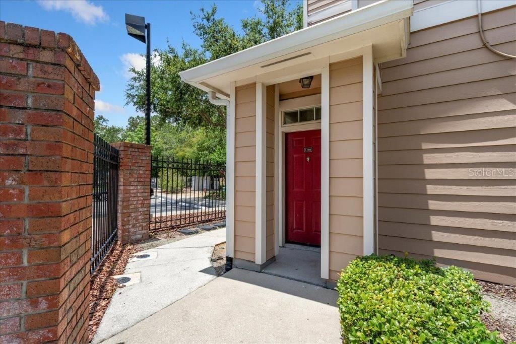 For Rent: $1,650 (2 beds, 2 baths, 1074 Square Feet)