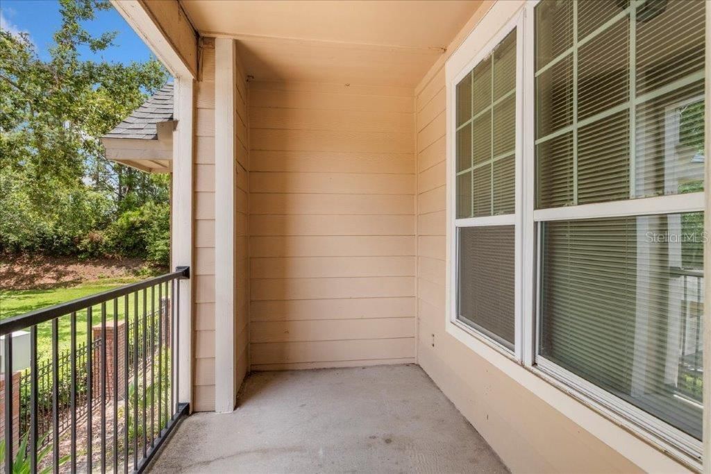 For Rent: $1,650 (2 beds, 2 baths, 1074 Square Feet)