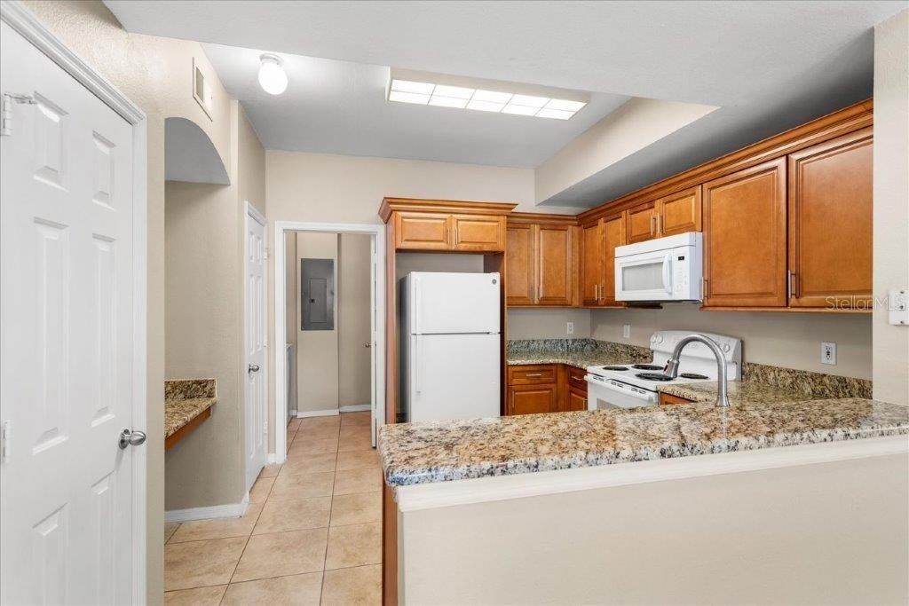 For Rent: $1,650 (2 beds, 2 baths, 1074 Square Feet)