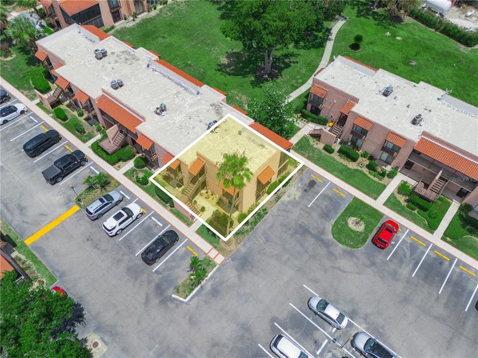 For Sale: $175,000 (2 beds, 2 baths, 1120 Square Feet)