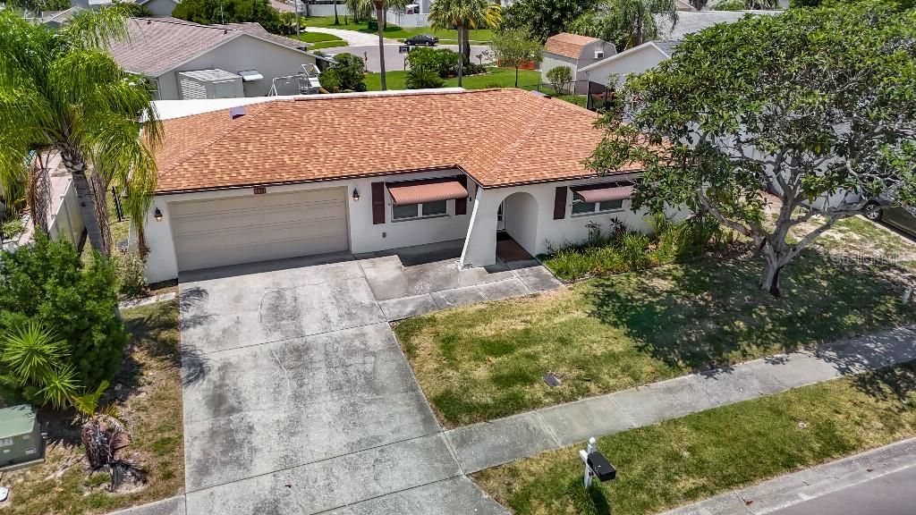 For Sale: $319,900 (3 beds, 2 baths, 1463 Square Feet)