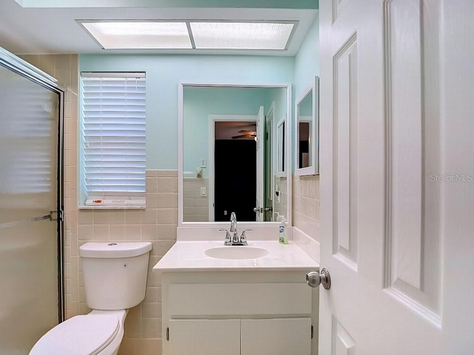 For Sale: $319,900 (3 beds, 2 baths, 1463 Square Feet)