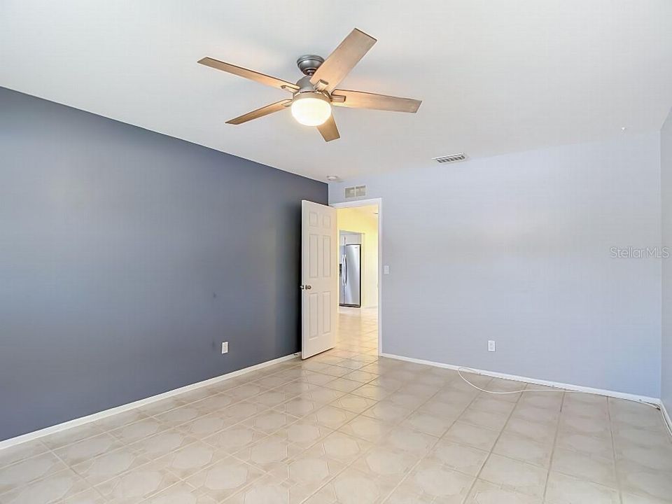 For Sale: $319,900 (3 beds, 2 baths, 1463 Square Feet)