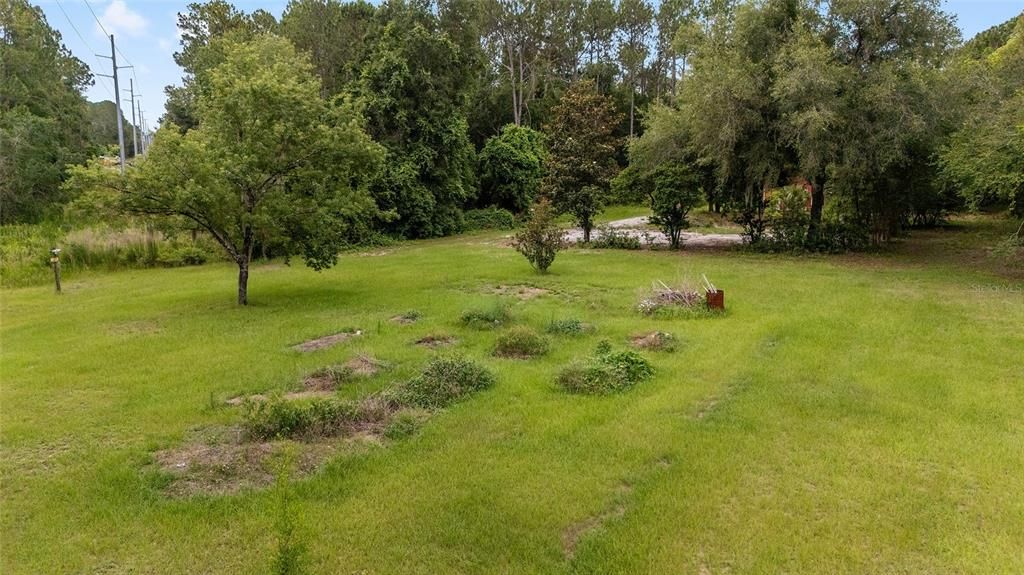 На продажу: $119,999 (4.46 acres)