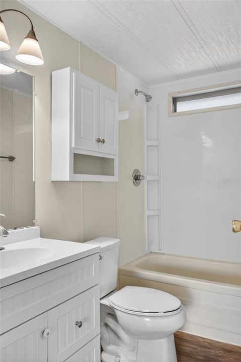 For Sale: $145,000 (2 beds, 2 baths, 1056 Square Feet)