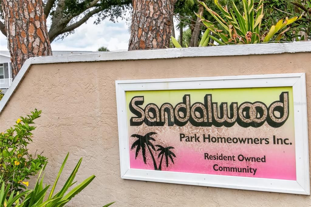 For Sale: $145,000 (2 beds, 2 baths, 1056 Square Feet)