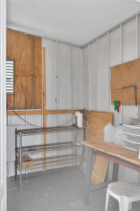 For Sale: $145,000 (2 beds, 2 baths, 1056 Square Feet)