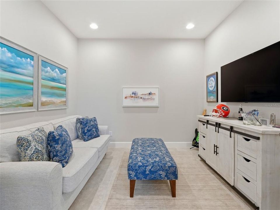 En Venta: $449,900 (2 camas, 2 baños, 1625 Pies cuadrados)