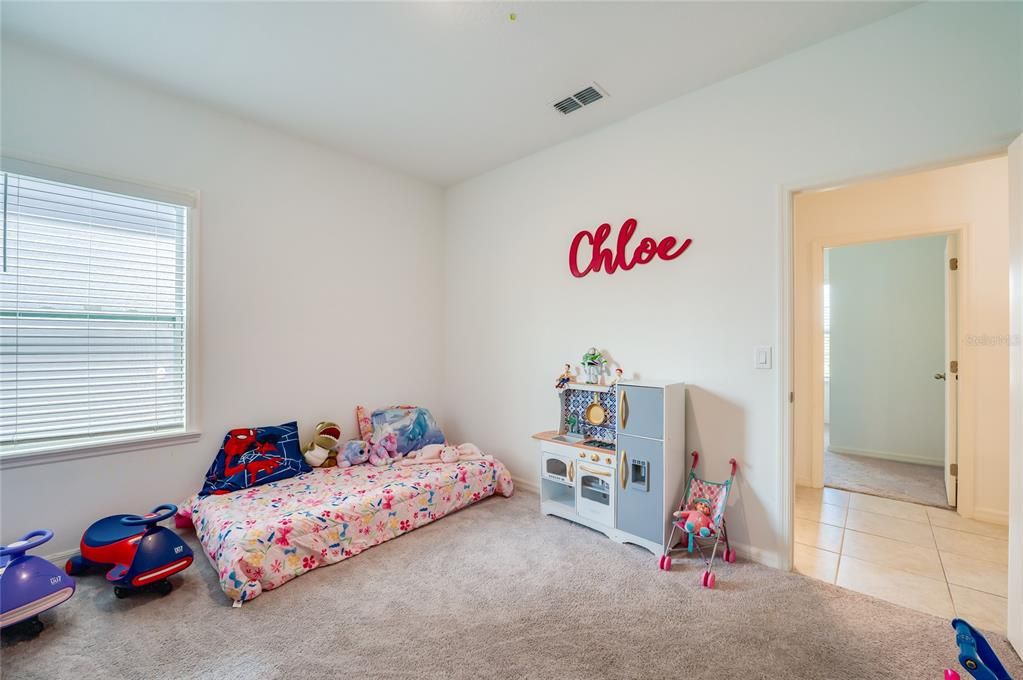 For Sale: $320,000 (3 beds, 2 baths, 1636 Square Feet)