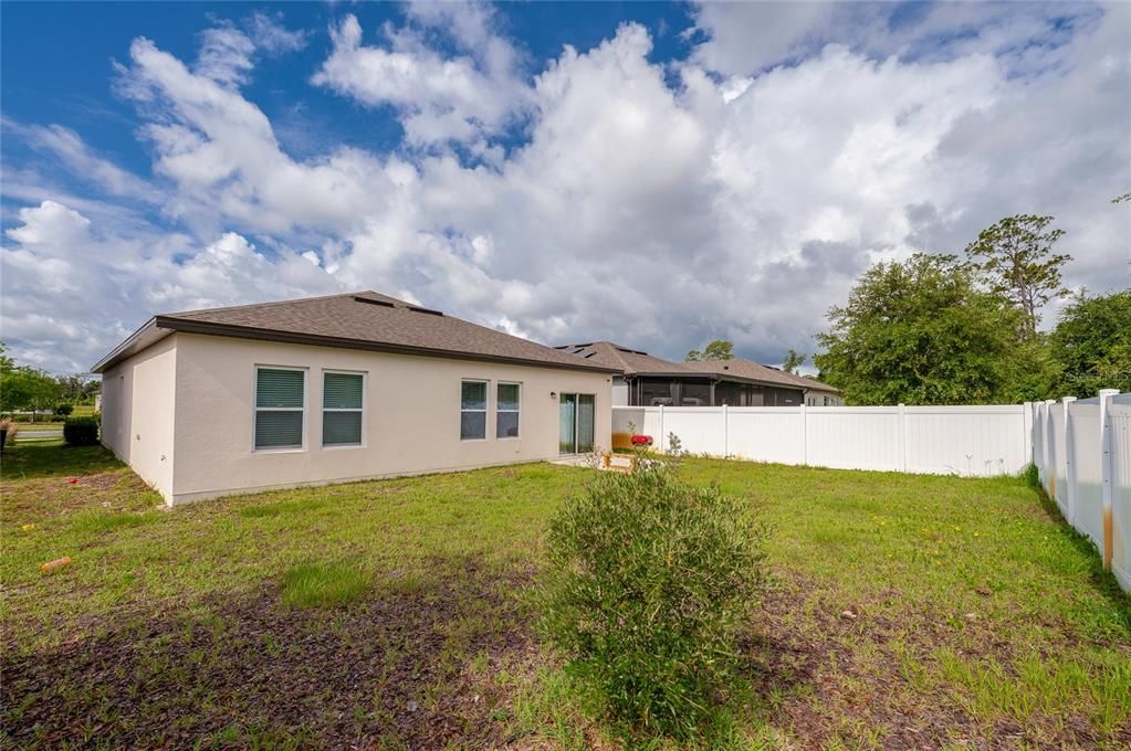 For Sale: $320,000 (3 beds, 2 baths, 1636 Square Feet)