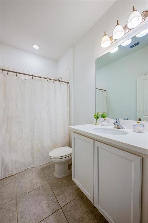 For Sale: $320,000 (3 beds, 2 baths, 1636 Square Feet)