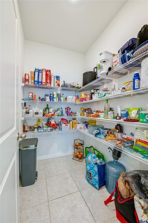 For Sale: $320,000 (3 beds, 2 baths, 1636 Square Feet)