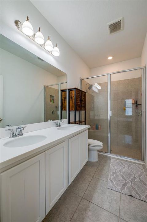 For Sale: $320,000 (3 beds, 2 baths, 1636 Square Feet)