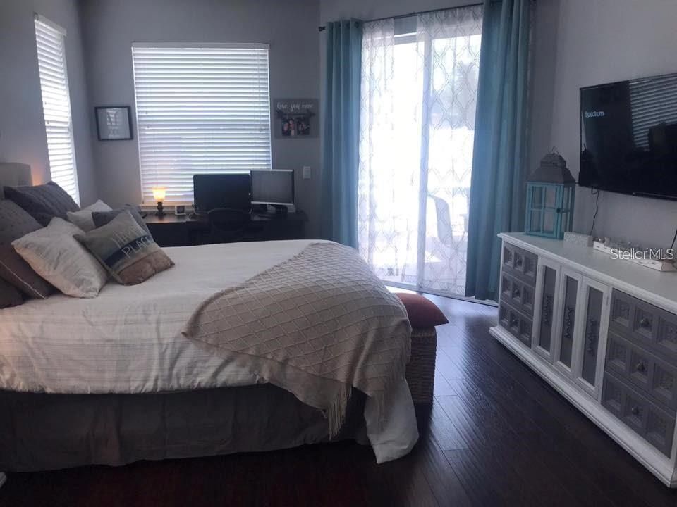 For Rent: $3,000 (4 beds, 2 baths, 2107 Square Feet)