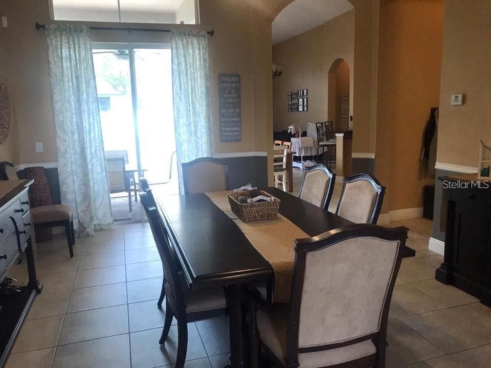 For Rent: $3,000 (4 beds, 2 baths, 2107 Square Feet)