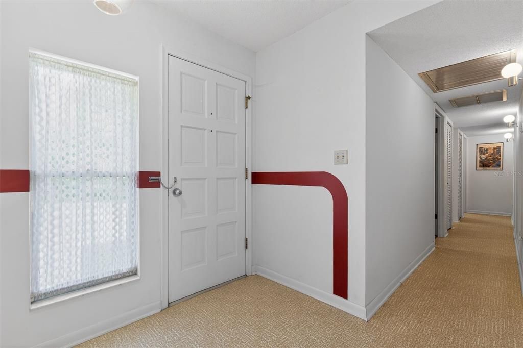 For Sale: $349,000 (3 beds, 2 baths, 1337 Square Feet)