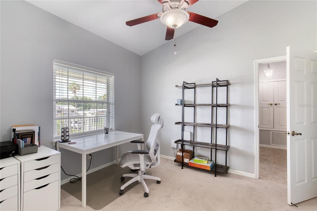 For Sale: $450,000 (2 beds, 2 baths, 2352 Square Feet)