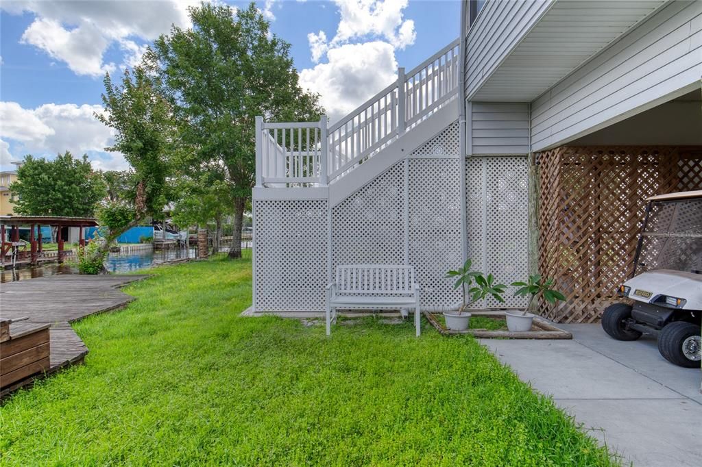 For Sale: $450,000 (2 beds, 2 baths, 2352 Square Feet)