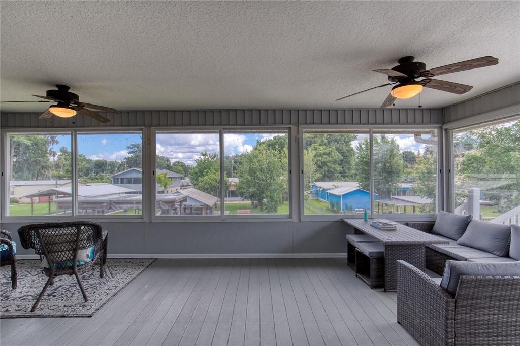 For Sale: $450,000 (2 beds, 2 baths, 2352 Square Feet)