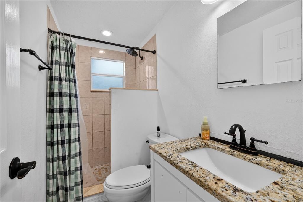 : $375,000 (4 спален, 3 ванн, 2539 Квадратных фут)