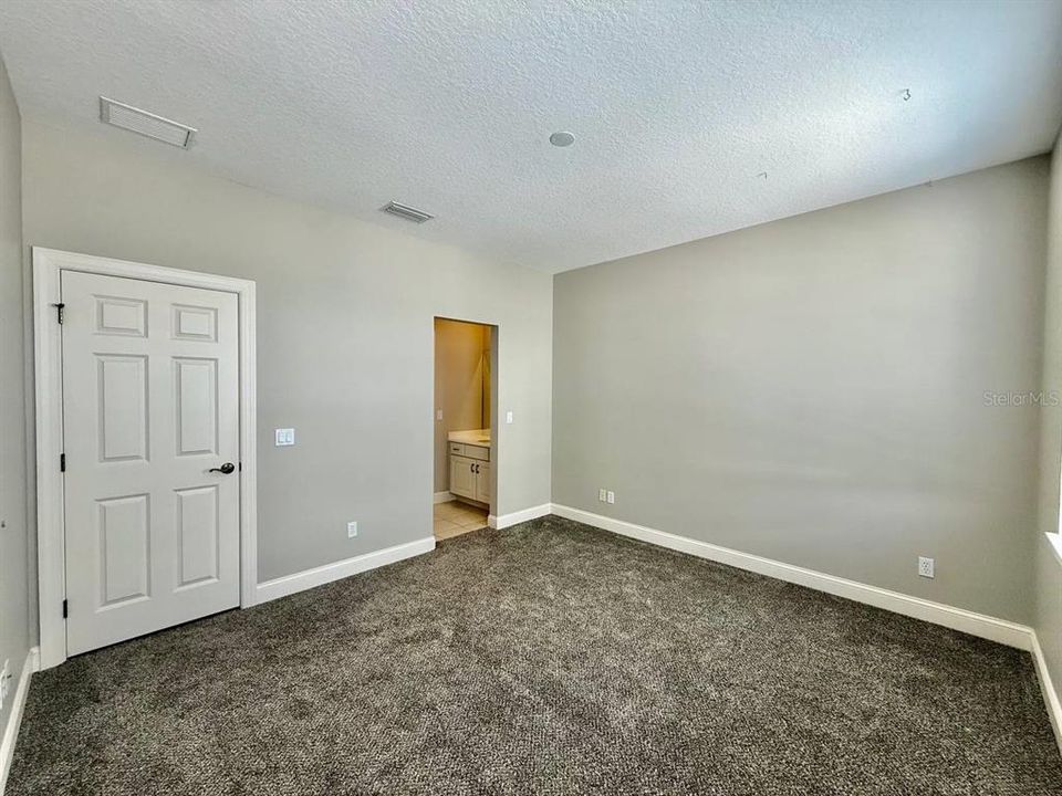 В аренду: $3,000 (3 спален, 2 ванн, 2450 Квадратных фут)