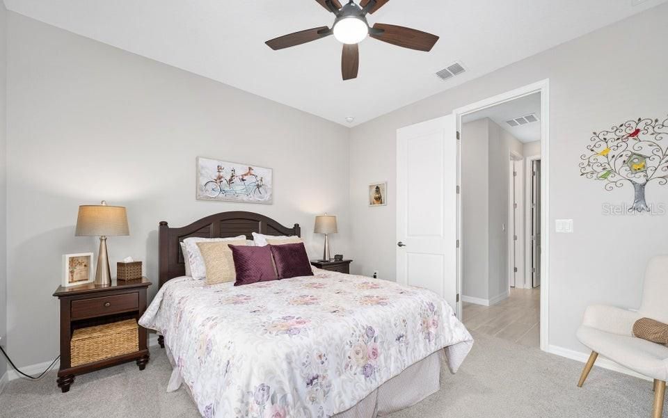 For Sale: $809,000 (5 beds, 4 baths, 2792 Square Feet)