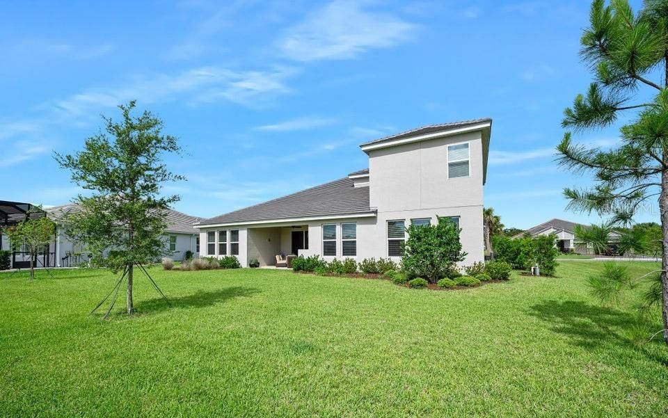 For Sale: $809,000 (5 beds, 4 baths, 2792 Square Feet)